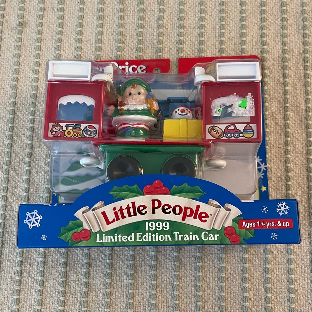 NEW - Fisher-Price Little People 1999 Limited Edition Train Car - Green and Red